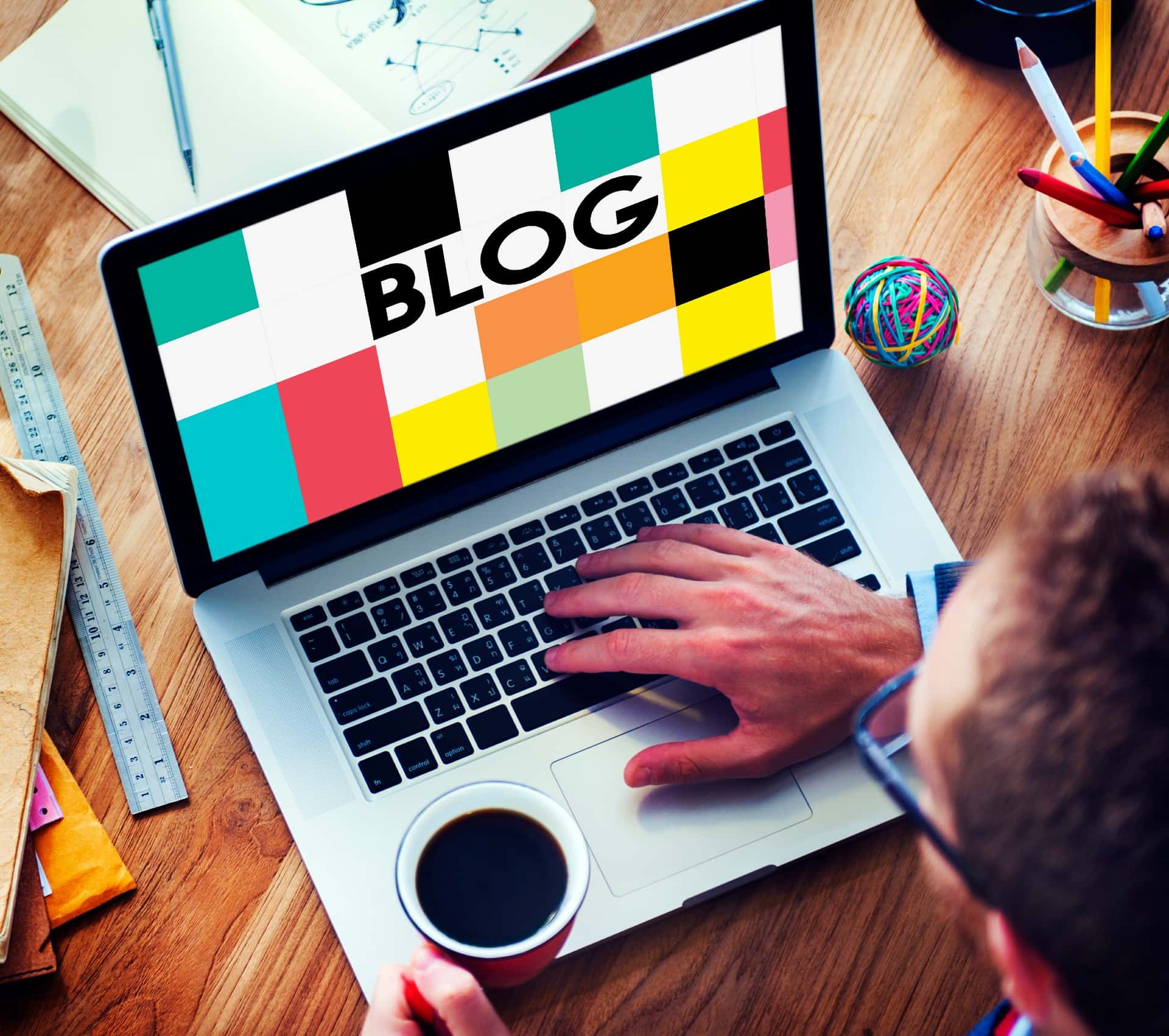 Blog blogging homepage social media network concep q6rvkg3 1 1 | page